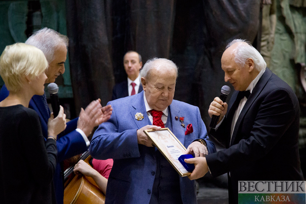 Встреча Чрезвычайных и Полномочных послов с Зурабом Церетели по случаю его 85-летия