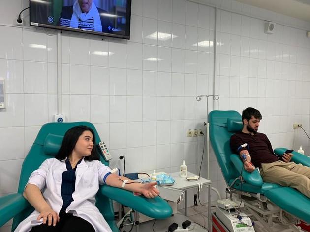 По инициативе Лейлы Алиевой в Москве прошла благотворительная акция "Кровь не имеет национальности"