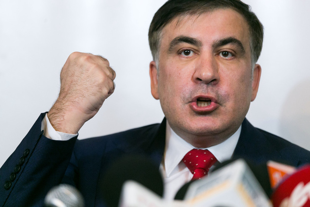 Саакашвили ударил женщину в суде Одессы 