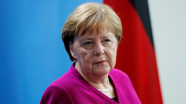 Меркель: ЕС нужна политика, которая еще больше объединит его страны 