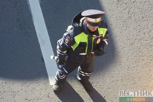 Автомобилист без тормозов протаранил кафе в Ставрополе 