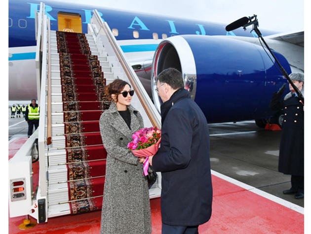 Мехрибан Алиева прилетела с официальным визитом в Россию