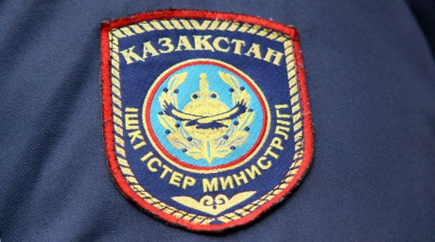 Казахстанские полицейские "прикрыли" интернет-магазин наркотиков