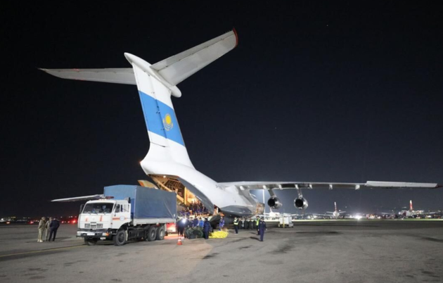 Казахстанские спасатели вылетели в Афганистан