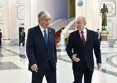 Путин обсудил паводки с Токаевым