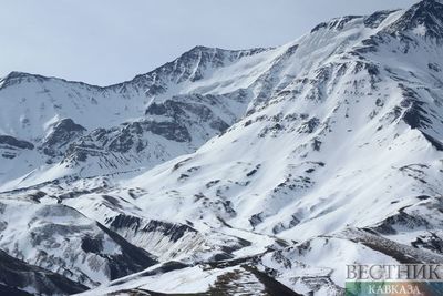 Лавина закрыла трассу к Цунтинскому району Дагестана