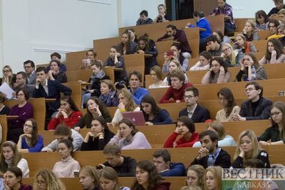Российских студентов выгоняют из европейских вузов