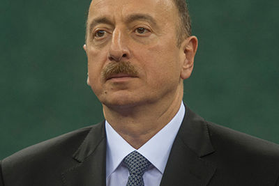Ильхам Алиев принял завершающего миссию в Азербайджане посла Казахстана