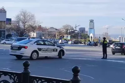 Полиция применила перцовый спрей на акции против закона об иноагентах в Тбилиси