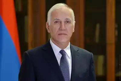 Президента Армении вызвали в Калифорнию